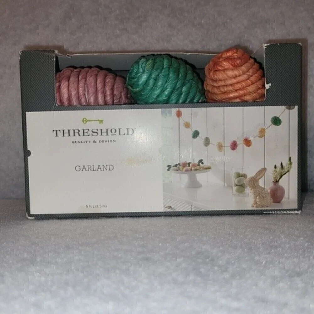 Multi Egg Garland - Threshold™